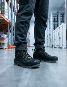 Insulated 3M Thinsulate S3 Safety Shoes Metal-free 2