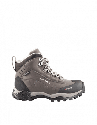 Women's hiking boots for cold and snowy conditions