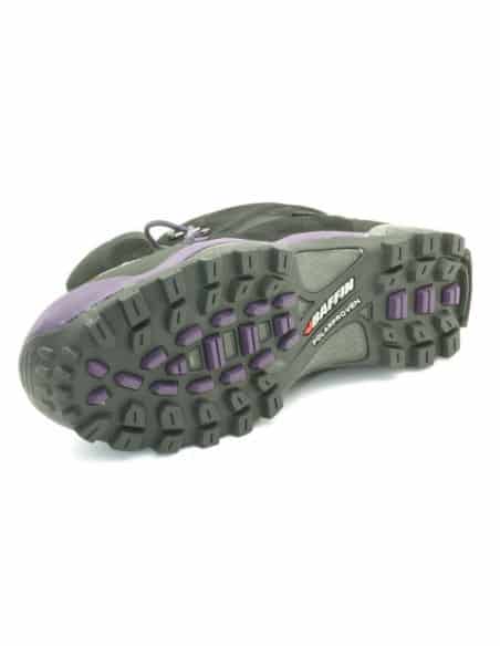 Women's hiking boots for cold and snowy conditions